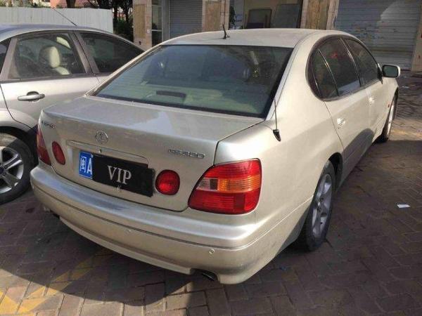 【福州】2003年9月 雷克萨斯 gs gs300 3.0 银灰 自动档