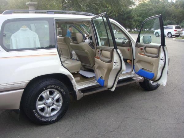 【哈尔滨】2004年3月 丰田 陆地巡洋舰 4.7 vxr 白色 自动档