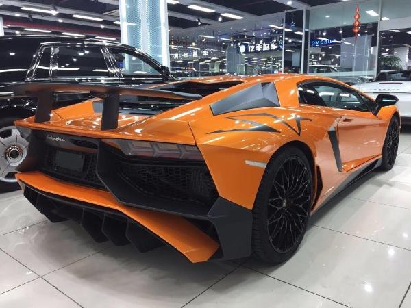 兰博基尼 埃文塔多 lp750-4 superveloce 6.5 序列变速