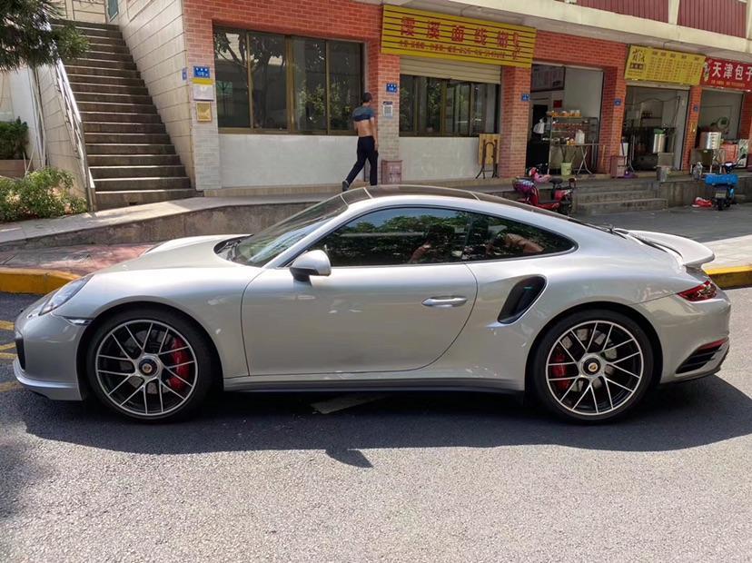 厦门2020年3月保时捷9112016款turbo38t自动档