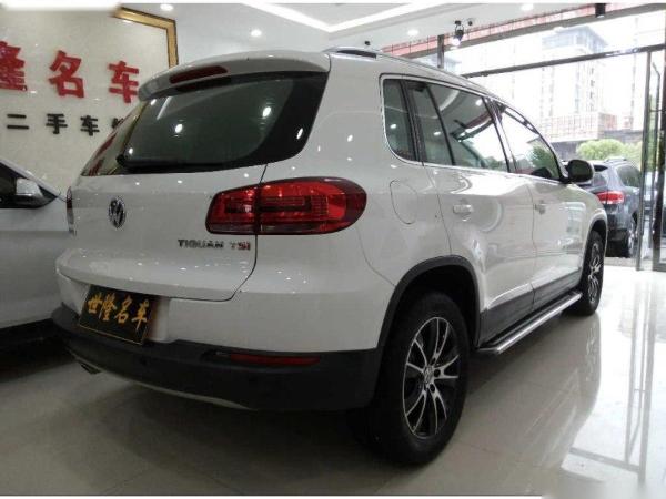 【沈阳】2015年6月 大众 途观 1.8tsi 两驱豪华版 白色 自动档