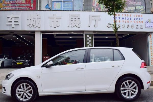 【郴州】2018年7月 大众 高尔夫 230tsi dsg舒适型 白色 自动档