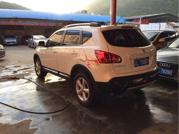 日产 逍客 逍客 2015款 2.0xl 酷火 mt 2wd