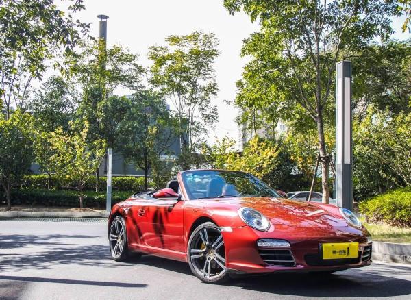 【上海】2011年6月 保时捷 911 carrera 4 cabriolet 3.