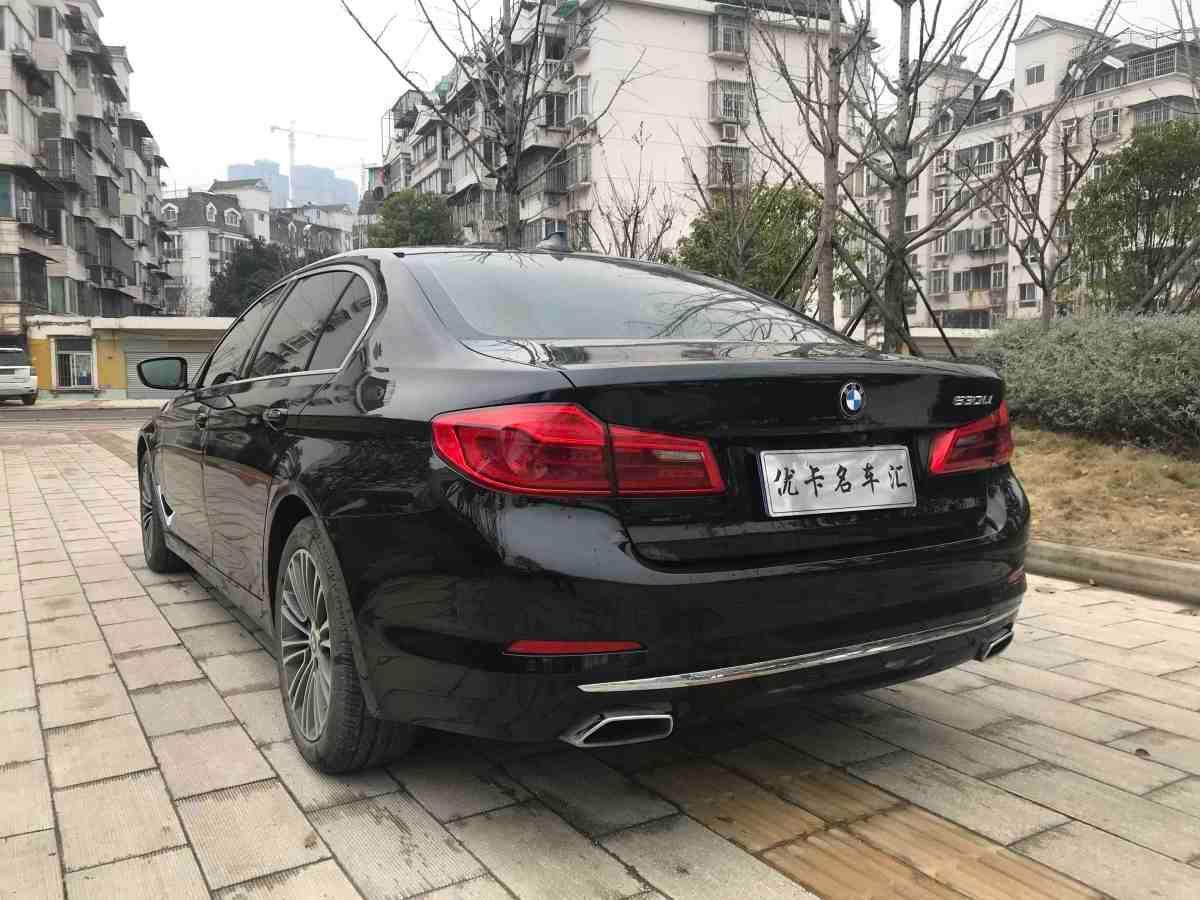 2018年1月宝马 宝马5系 2018款 530li 2.0t 尊享型 豪华套装