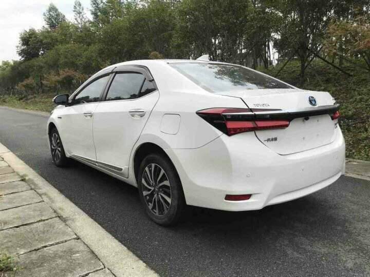 【宁波】2016年01月 丰田 卡罗拉 双擎1.8l cvt精英版