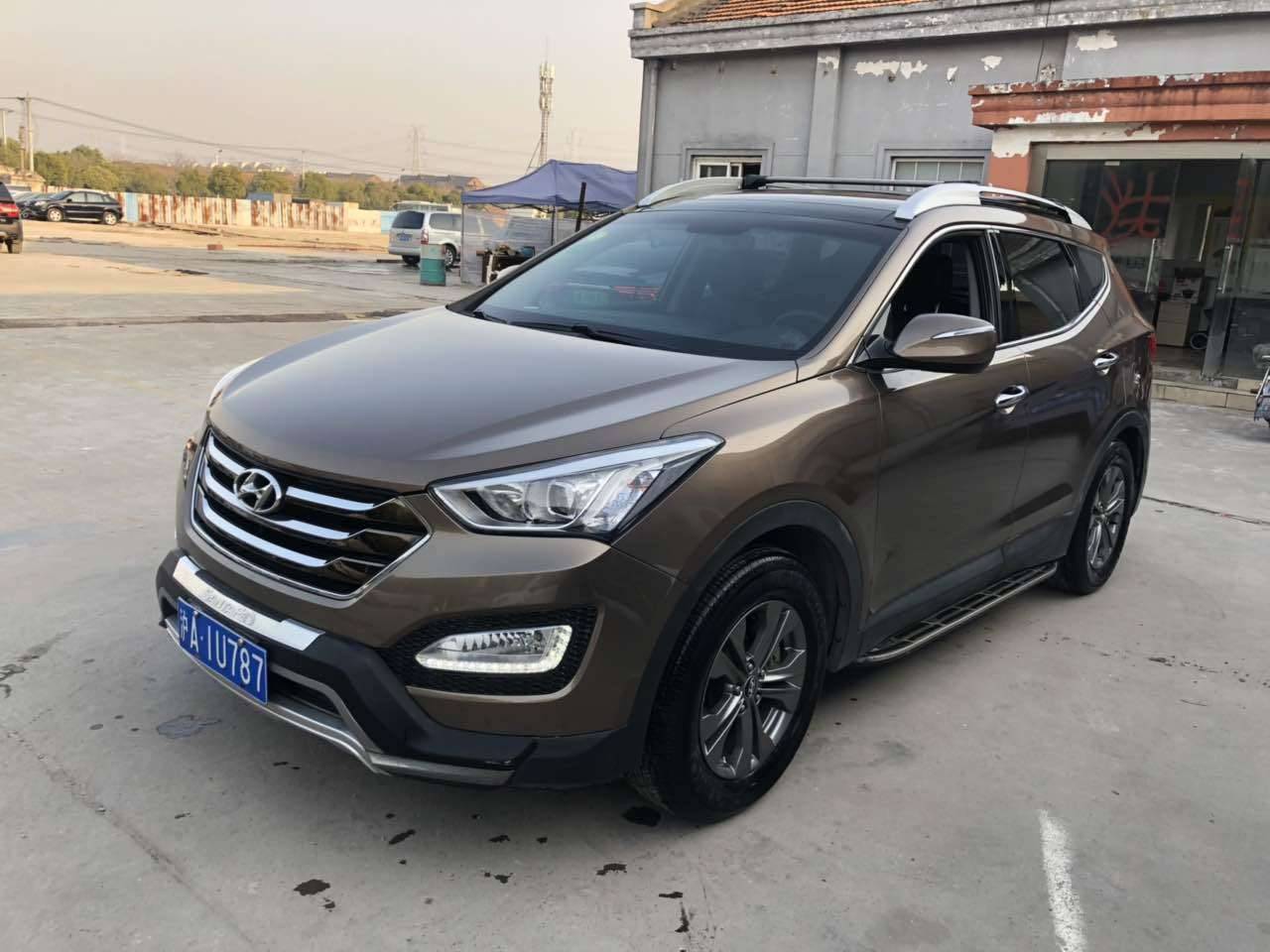 【上海】2013年01月 现代 胜达 2013款 新胜达2.4l 手动两驱舒适型