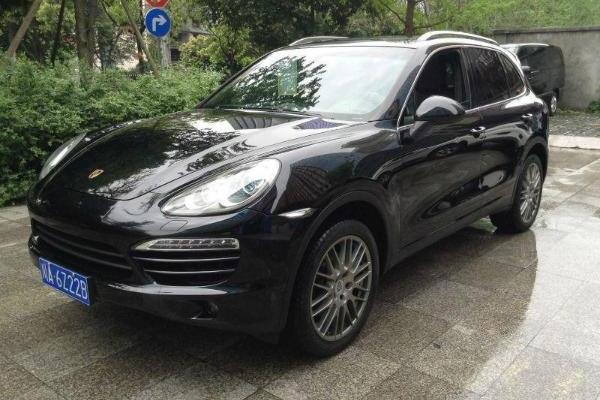 【成都】2012年9月 保时捷 卡宴 2011款 cayenne 3.0t 黑色 自动档