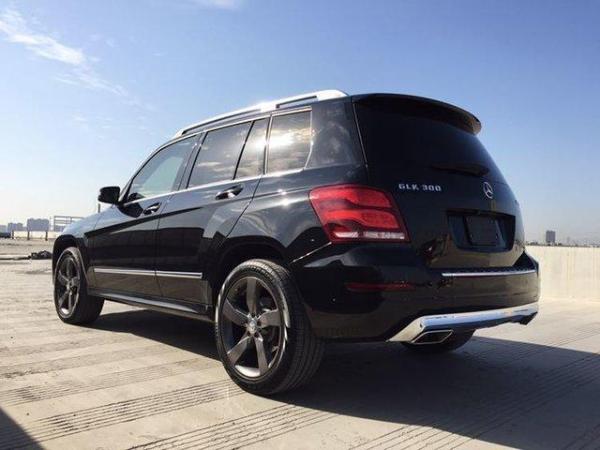 奔驰glk级 glk300 4matic 3.0 动感天窗型