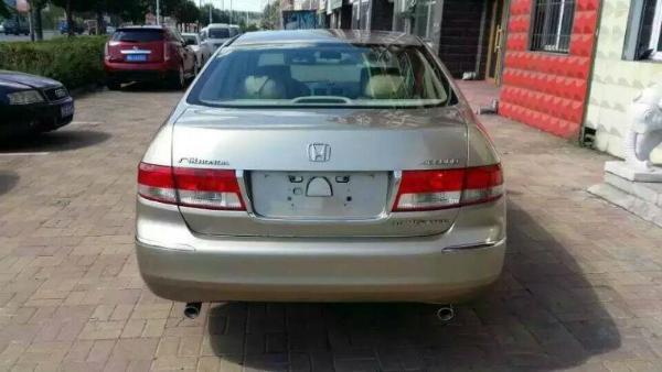 【七台河】2003年11月 本田 雅阁 3.0 vtec 豪华版 黄色 自动档