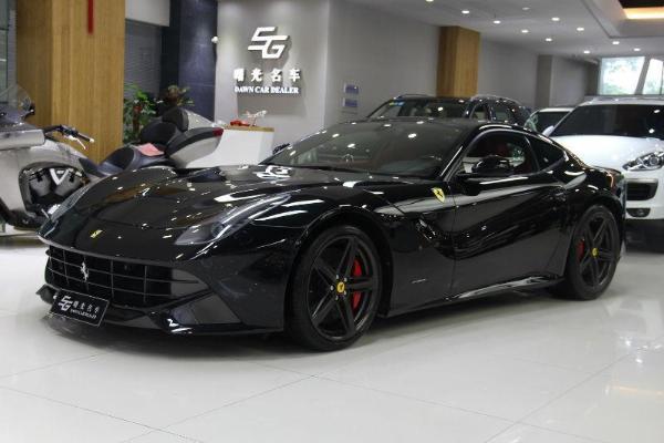 【杭州】2013年4月法拉利 f12 berlinetta 6.3 标准型