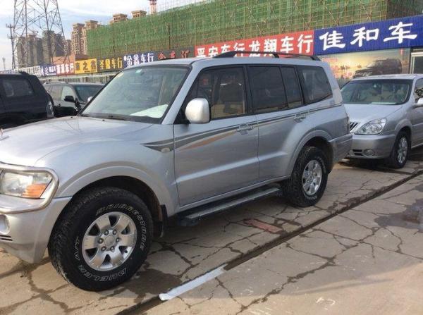 2011年2月三菱 帕杰罗 2008款 帕杰罗 v73 3.0l 手动 gls 3