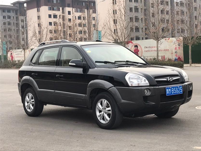 三门峡2010年12月现代途胜2009款20l自动两驱天窗型黑色手自一体