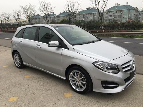 【台州】2016年3月 奔驰 b级 b200 1.6t 动感型 银灰 手自一体