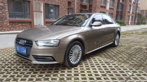 奥迪 奥迪a4l a4l 2.0t fsi 40 tfsi quattro个性运动版