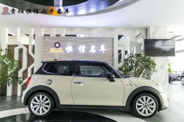 【贵阳】2014年8月 mini mini cooper s 2.0t fun 白色 自动档