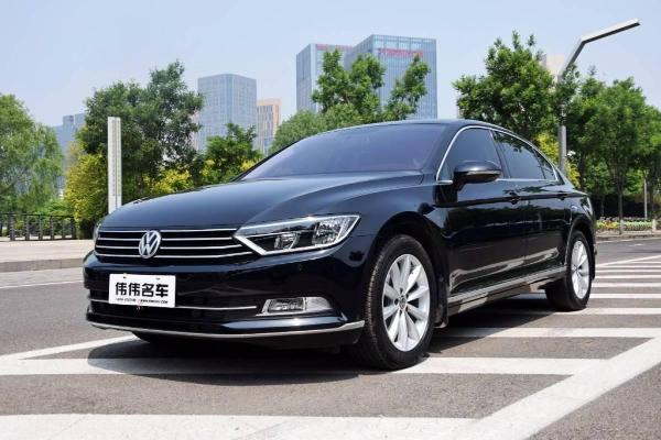 【太原】2017年9月 大众 迈腾 330tsi dsg领先型 黑色 自动档