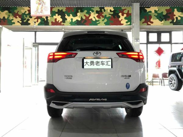 2016年1月丰田 rav4 rav4小公主/2.0四驱