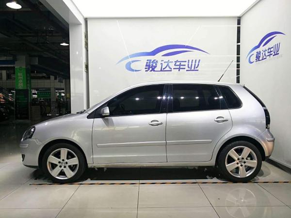 【杭州】2010年11月 大众 polo 劲情 1.6 自动 sporty 银灰 自动档