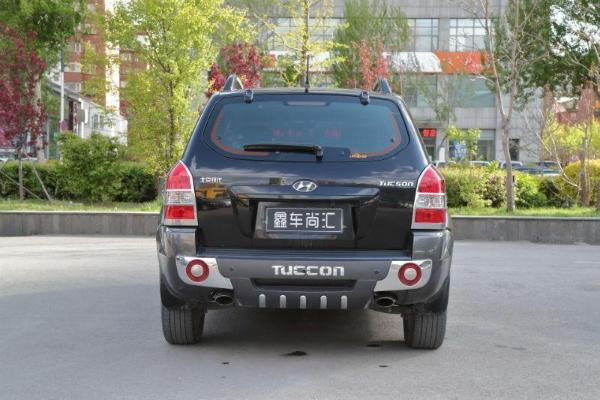 现代途胜2012款参数,现代旧款途胜2011参数 【沈阳】2012年3月 现代 途胜 2.0 两驱舒适天窗型 黑色 自动档