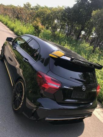 奔驰a级 a45 amg 2.0t 4matic 暗夜雷霆限量版图片