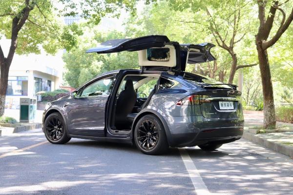 【杭州】2017年6月 特斯拉 model x 100d 自动档