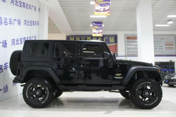 【石家庄】2008年4月 jeep 牧马人 3.8 四门 sahara 黑色 自动档
