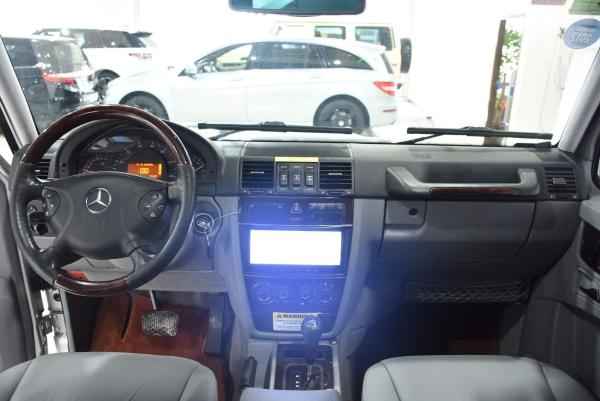 奔驰g级 2004款 g500 5.