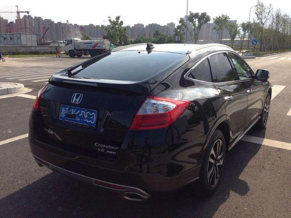 【宁波】2014年5月 本田 歌诗图 3.0 awd尊贵版 黑色 手自一体