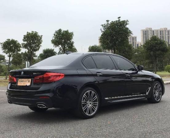 宝马530li尊享m运动,宝马530li2020款尊享运动 宝马 宝马5系 530li 2.0t 尊享型 m运动套装图片