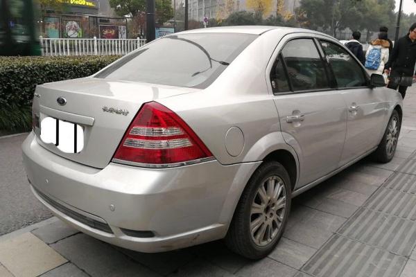 【杭州】2007年2月 福特 蒙迪欧 2007款 2.0l 尊贵型 银灰 自动档
