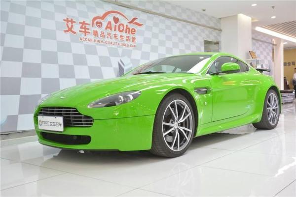 【上海】2010年6月 阿斯顿马丁 v8 vantage 绿色 自动档