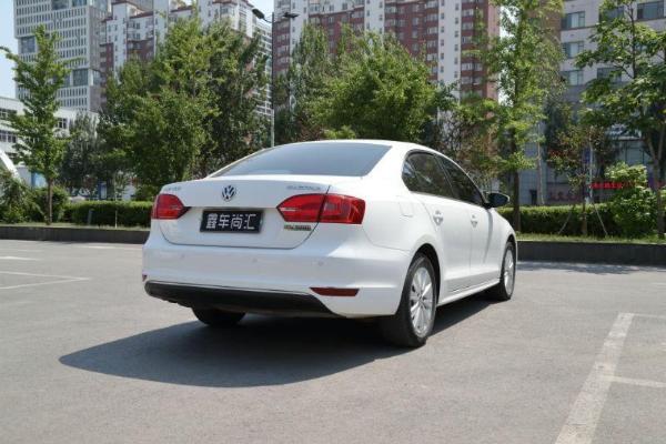 【沈阳】2015年2月 大众 速腾 1.6 舒适型 白色 自动档