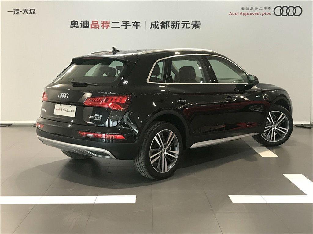 【成都】未上牌 奥迪q5l 2018款 45 tfsi 尊享运动型 自动档