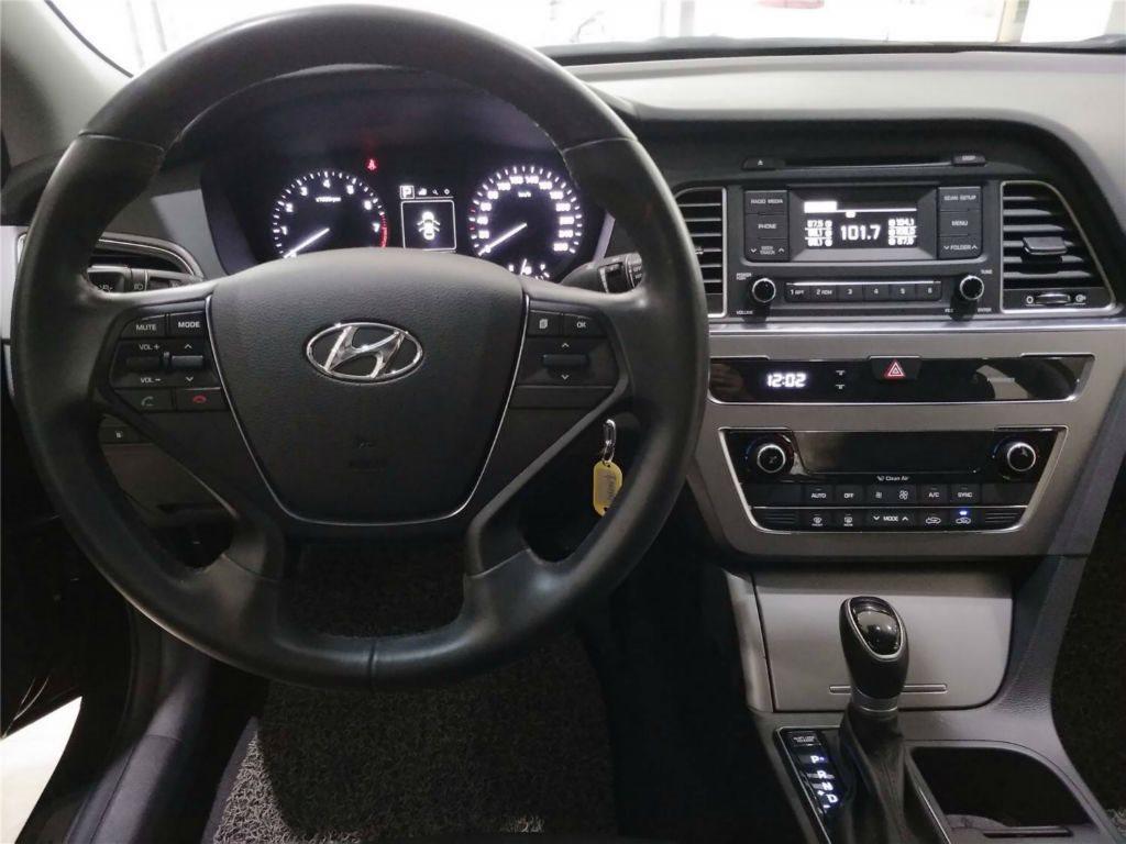 【上海】2017年9月 现代 索纳塔 2015款 2.0l gls智能型 自动档