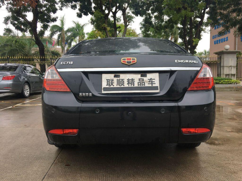 2012年8月吉利 帝豪 2012款 三厢 1.8l cvt豪华型