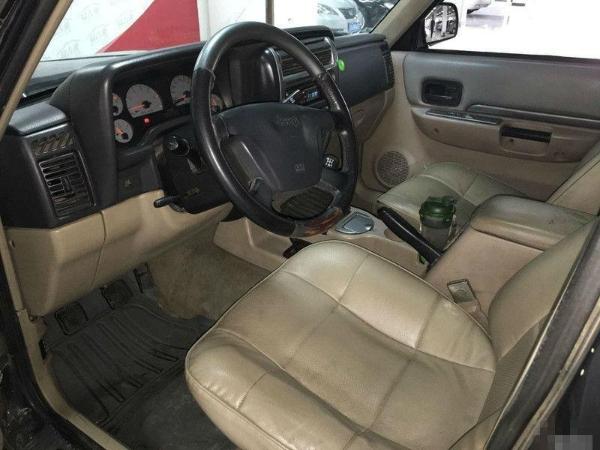 jeep jeep2500 2.5 四驱版图片