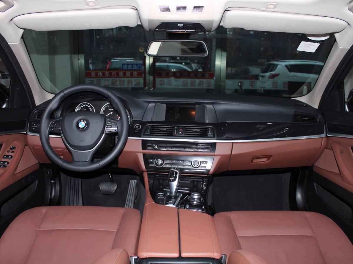 2017年5月宝马 宝马5系 2017款 520li 2.0t 典雅型
