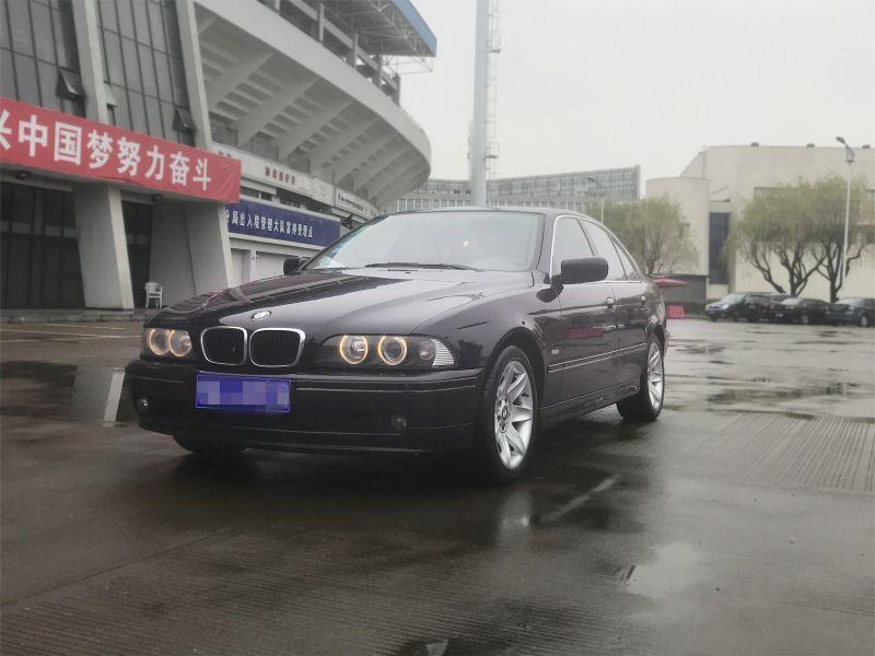 2004年5月宝马 宝马5系 2004款 530i 3.0l