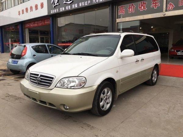【青岛】2010年9月 起亚 嘉华 2.7 gls-2 白色 自动档
