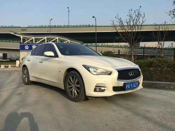 【杭州】2014年10月 英菲尼迪 q50 2.0t 豪华版 白色 自动档