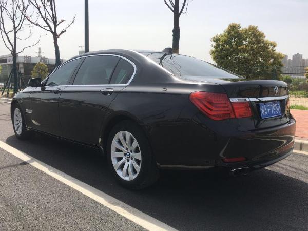 2011年4月宝马 宝马7系 740li 3.0t 领先型