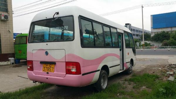 【常州】2009年12月 申龙19座客车 白色 手动挡