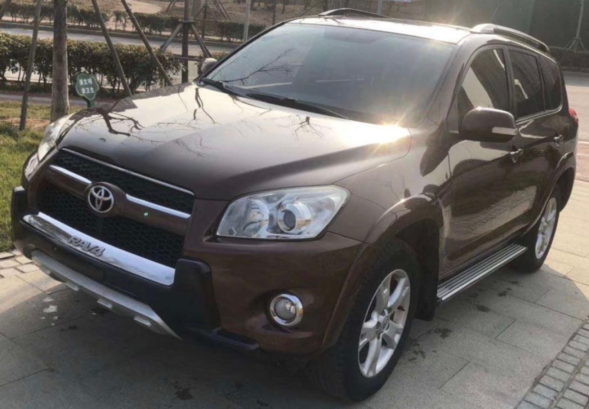 丰田rav4荣放 2012款 炫装版 2.0l 手动四驱图片