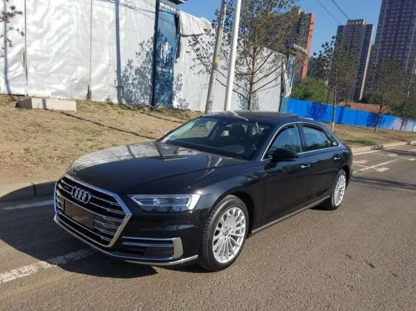【沈阳】2018年3月 奥迪 奥迪a8 a8l 45tfsi quattro 舒适型 黑色 手