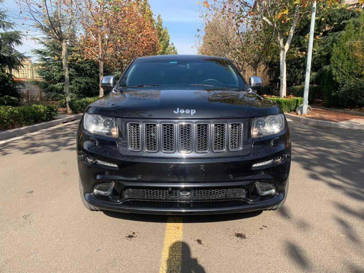 【青岛】2012年6月 jeep 大切诺基 srt 2012款 6.4l srt8 手自一体