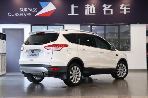 【南京】2013年3月 福特 翼虎 2.0t 四驱尊贵型 手自一体