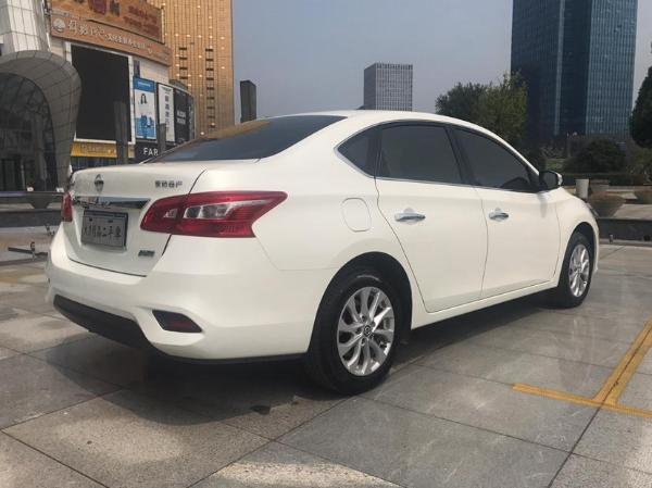 日产 轩逸 1.6l xe cvt经典舒适版图片