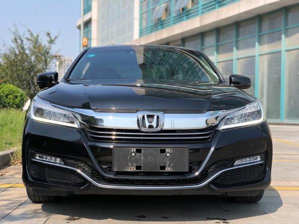 【常州】2017年7月 本田 雅阁 2.4l cvt智尊版 自动档