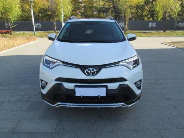 【鞍山】2016年11月 丰田 rav4 2016款 荣放 2.5l精英版 白色 自动档